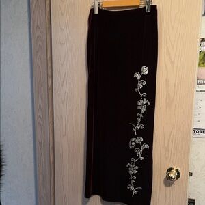 Elegant Burgundy Floral Glitter Design  Skirt